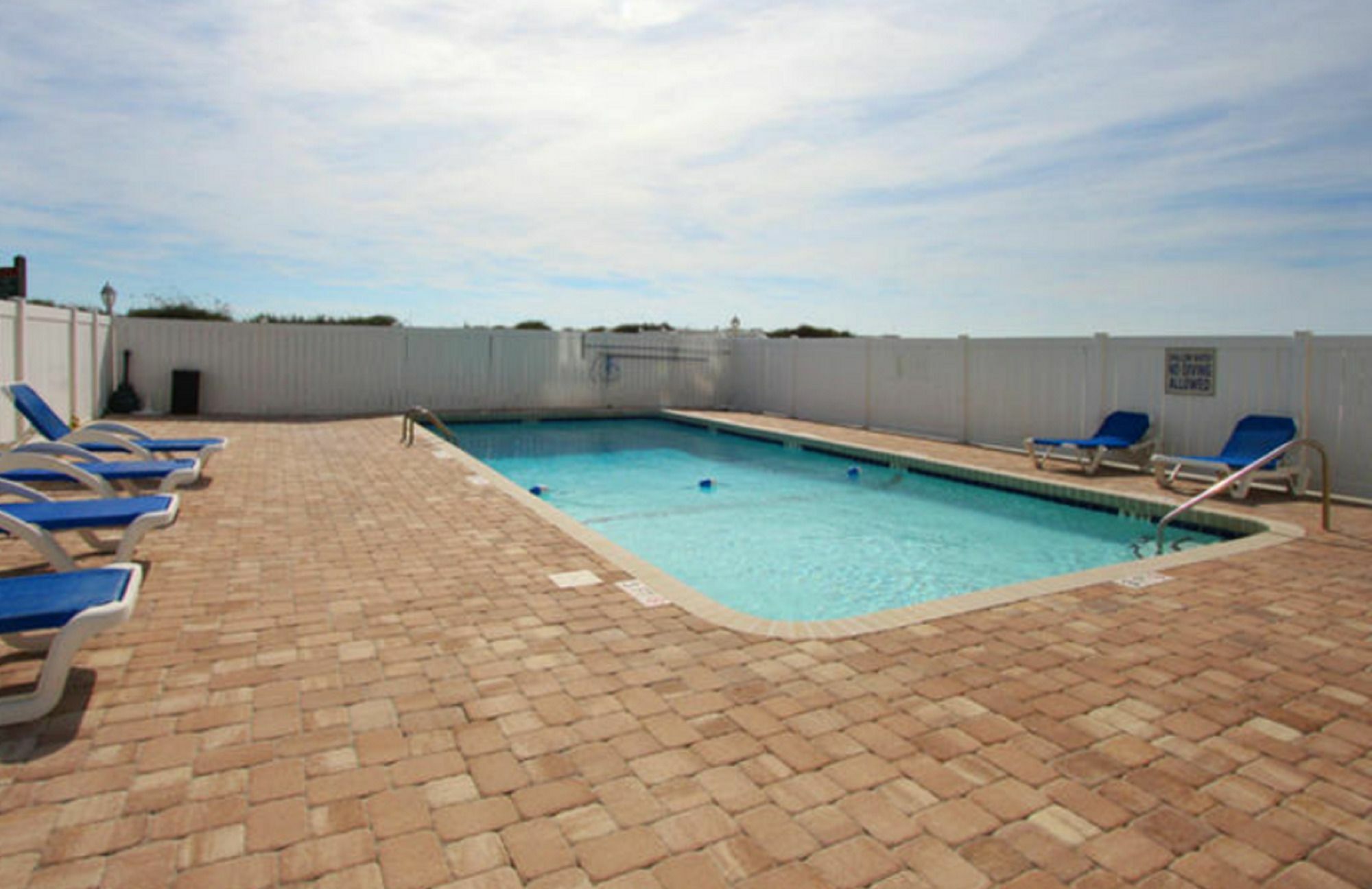 Units At Sedgefield By Elliott Beach Rentals 北默特尔海滩 外观 照片